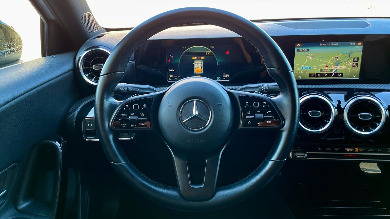 MERCEDES-BENZ CLASSE A180 1.5 116CV - FULL LED, PELLE, NEOPATENTATI