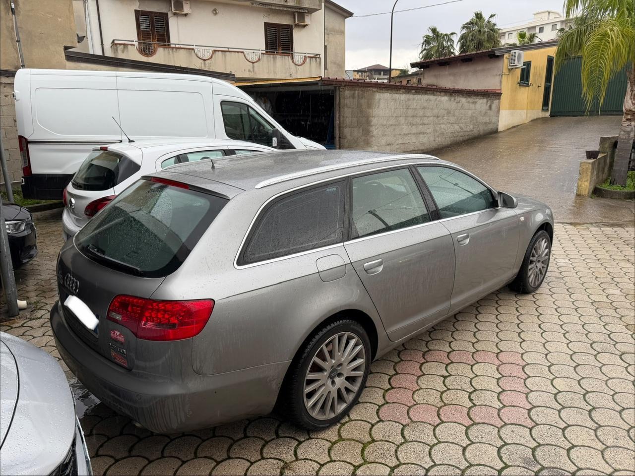 Audi A6 Avant 2.7 V6 TDI