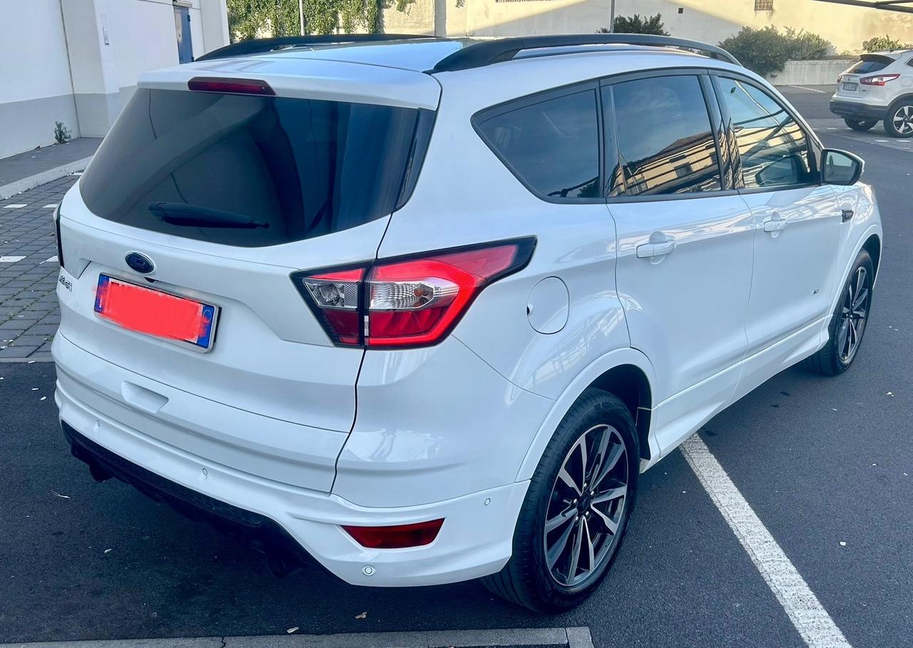 Ford Kuga 2.0 TDCI 150 CV S&S 4WD ST-Line Business