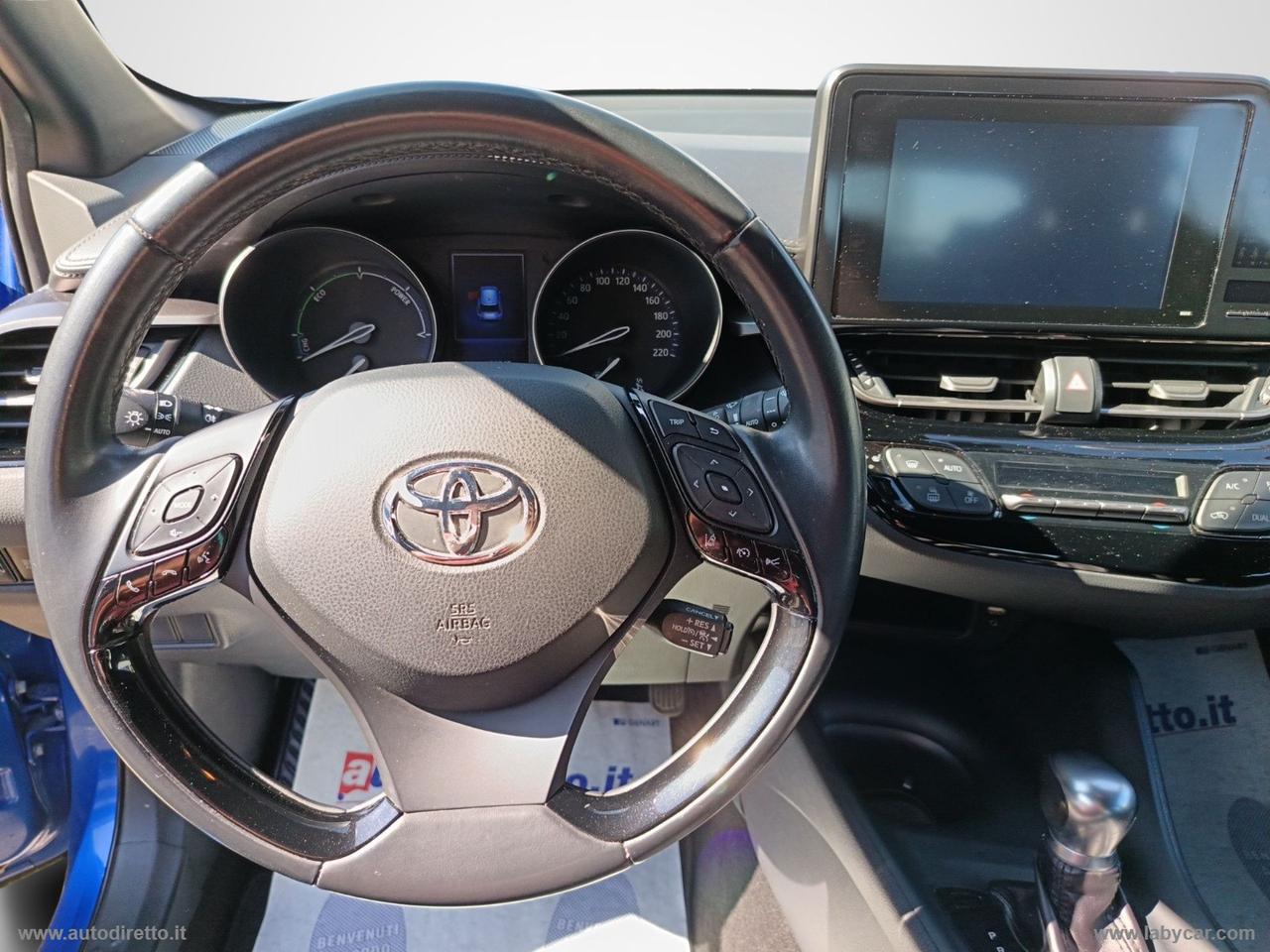 TOYOTA C-HR 1.8 Hybrid E-CVT Business