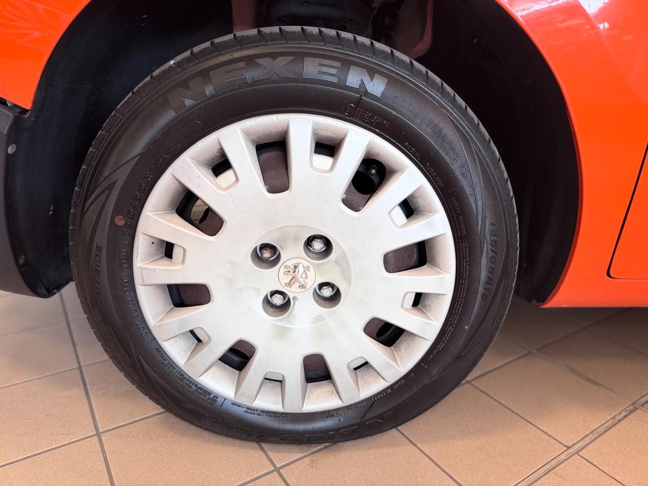 Peugeot Bipper Tepee 1.4 HDi 70CV Outdoor