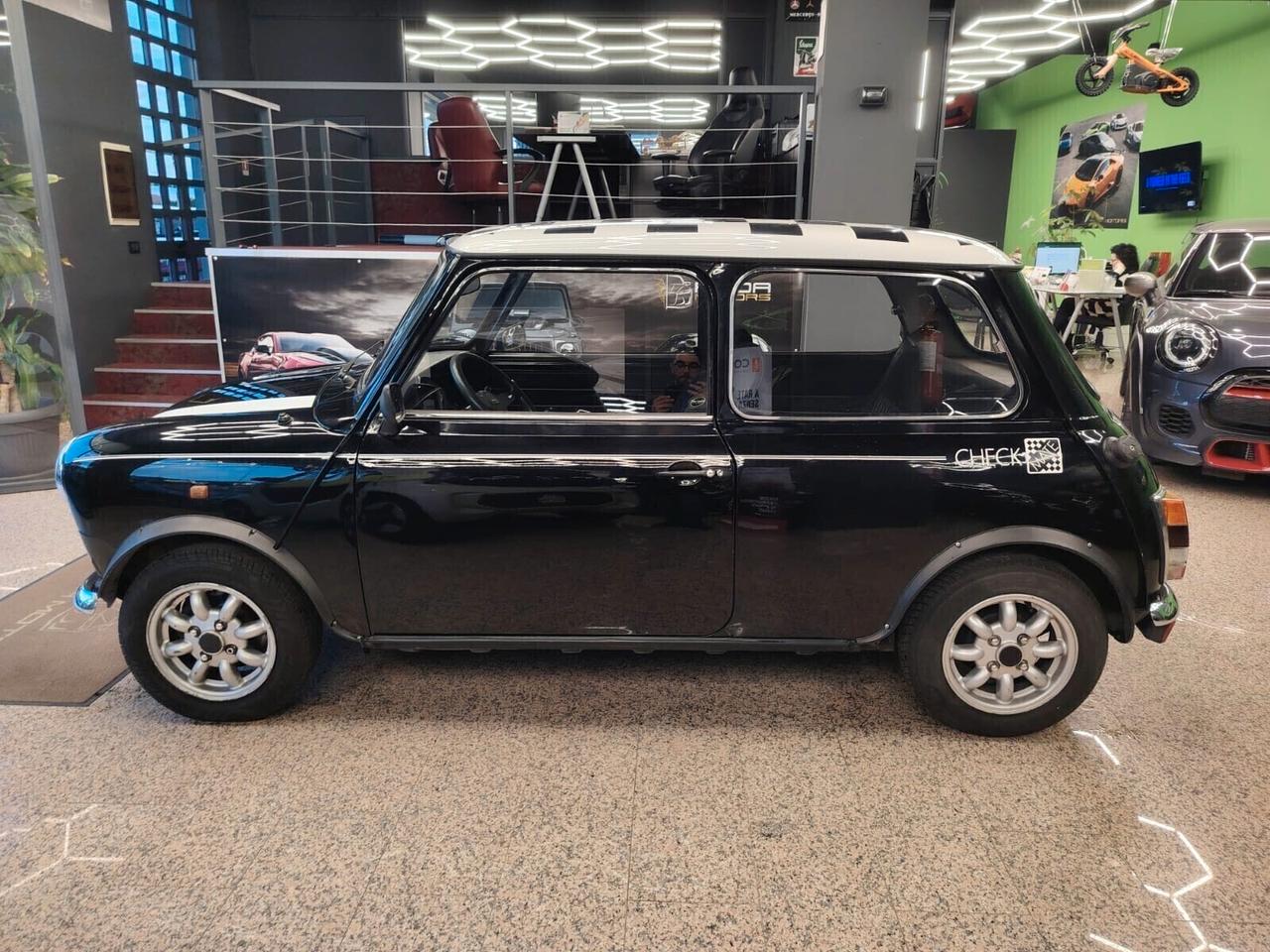 Austin Mini Checkmate