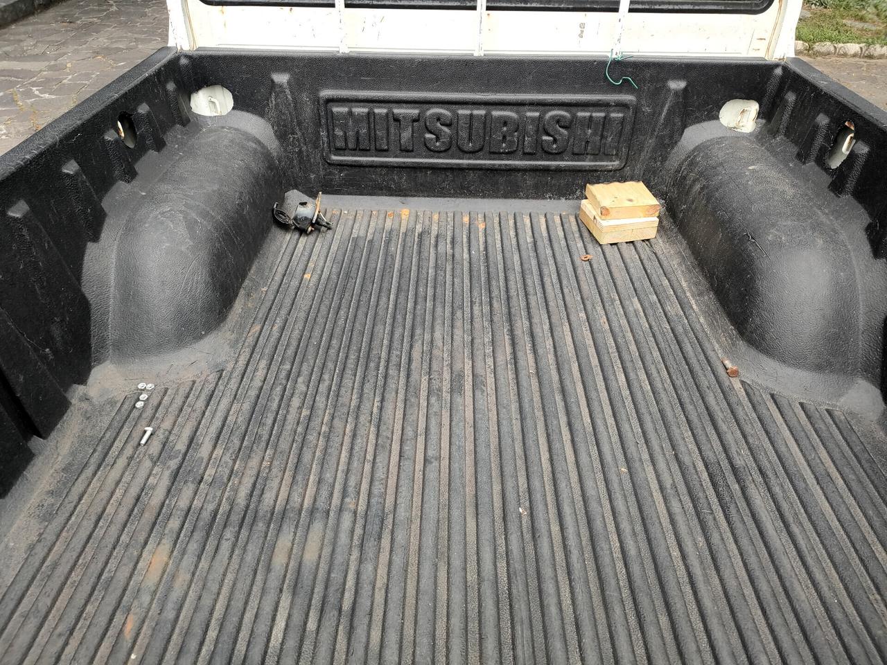 Mitsubishi L200 2.5 TDI 4WD Double Cab