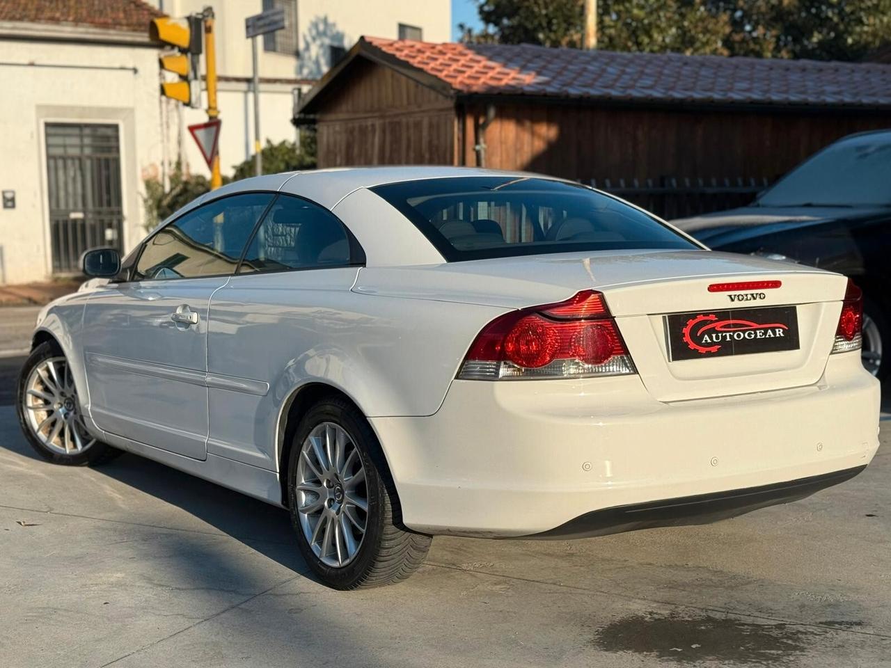 Volvo C70 2.0 D Summum