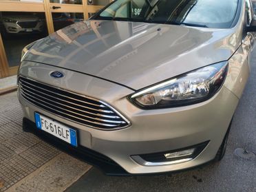 Ford Focus 1.5 TDCi 120 CV berlina Titanium led navi camera