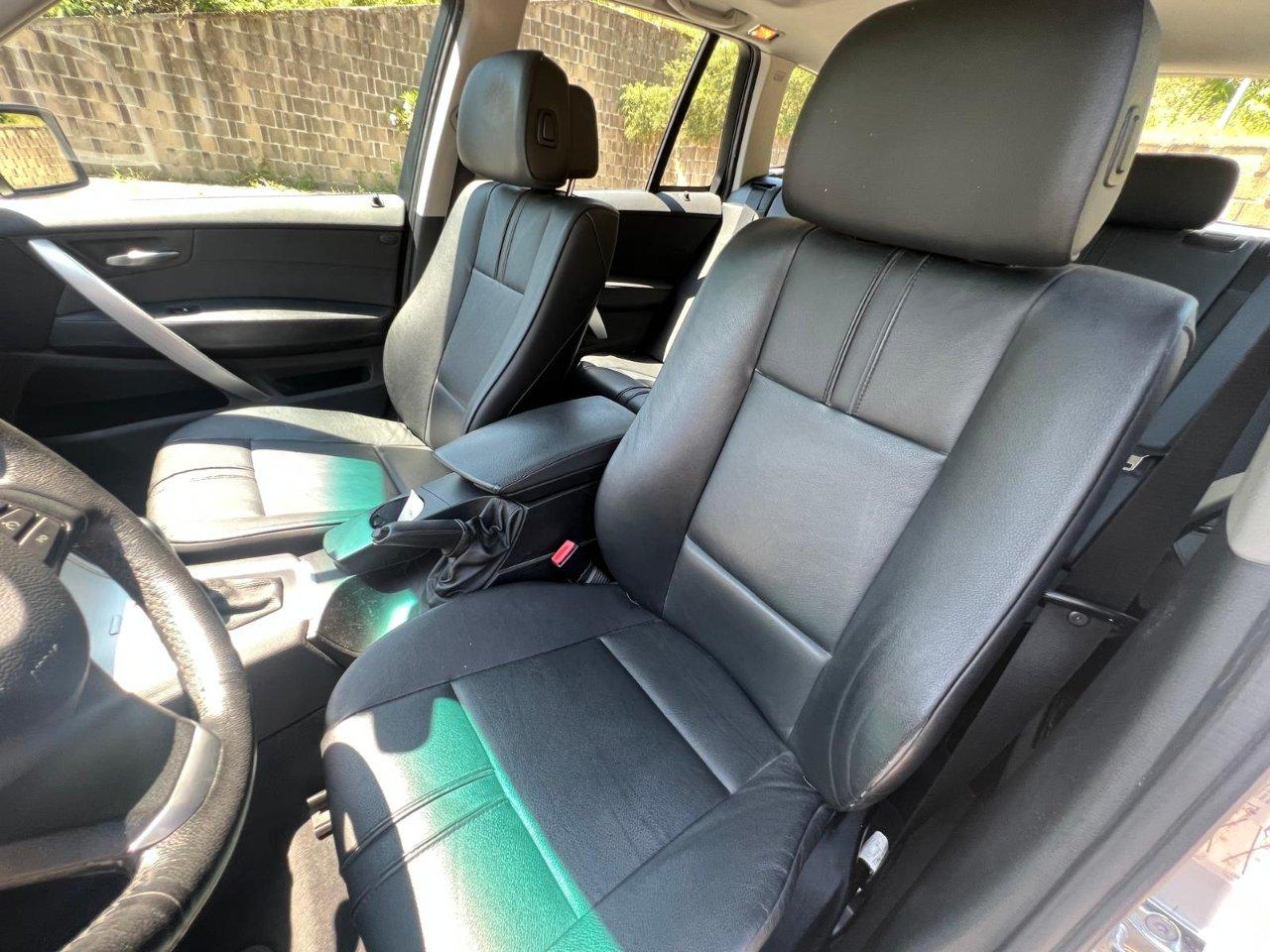 BMW X3 xdrive30i (3.0si) Futura
