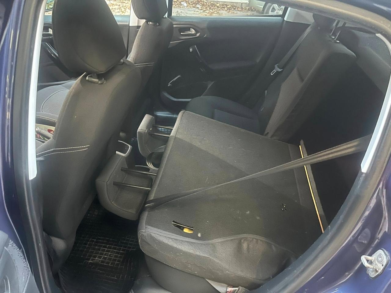 Peugeot 208 BlueHDi 75 5 porte Allure