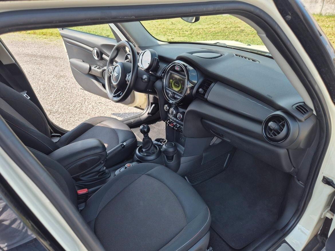 Mini One D BUSINESS XL F55 MY16