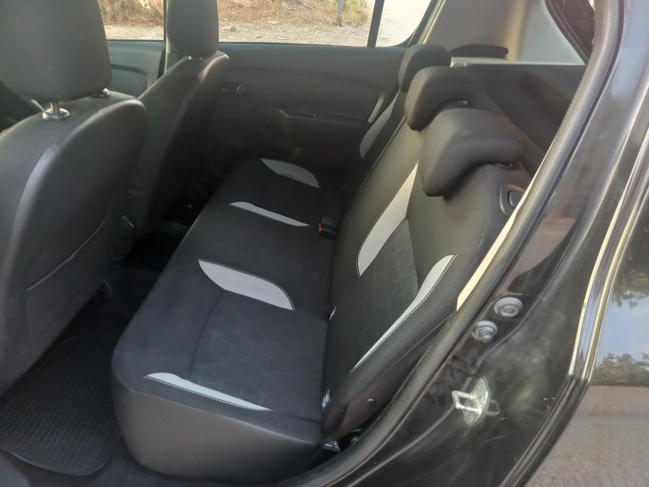 Dacia Sandero STEPWAY 1.5 dCi