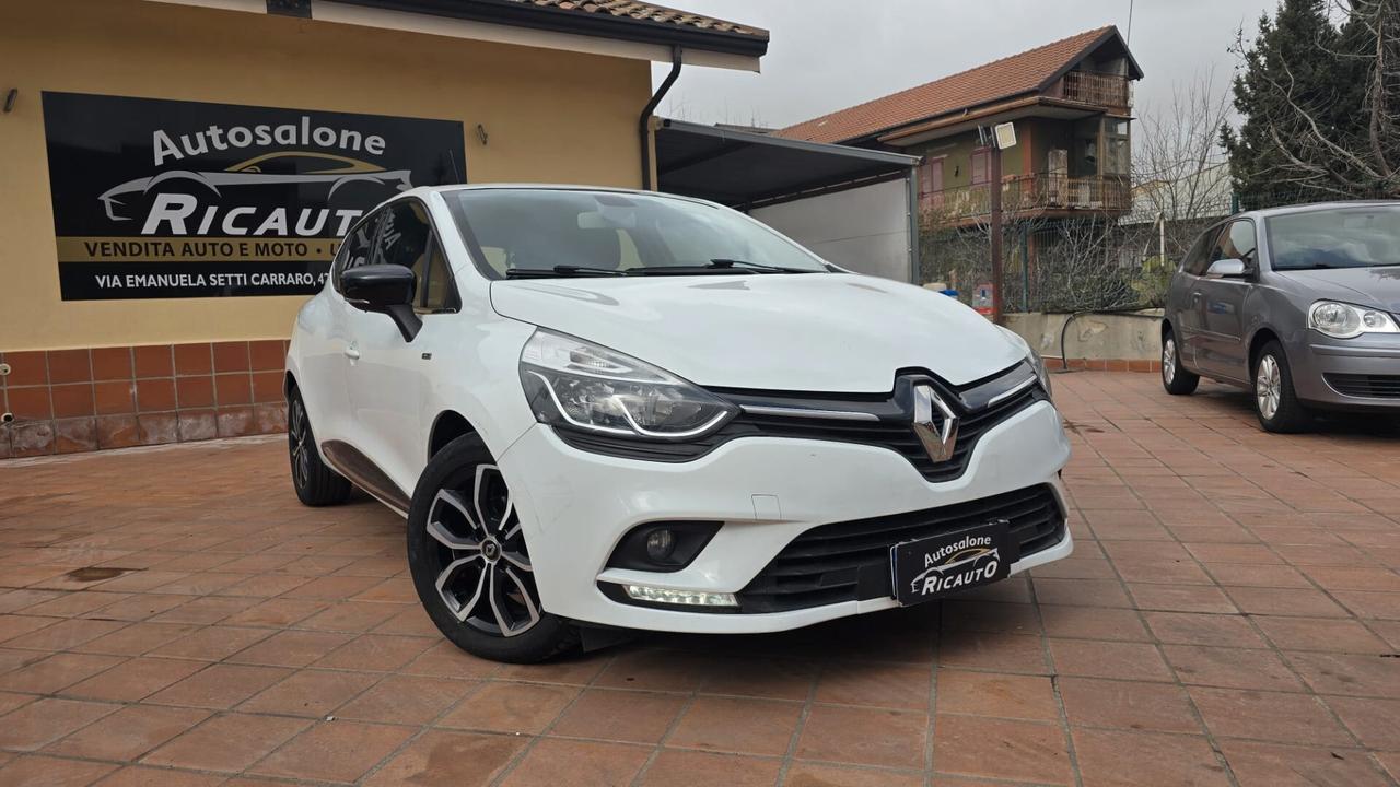 Renault Clio dCi 8V 90 CV EDC Start&Stop 5 porte Energy Duel