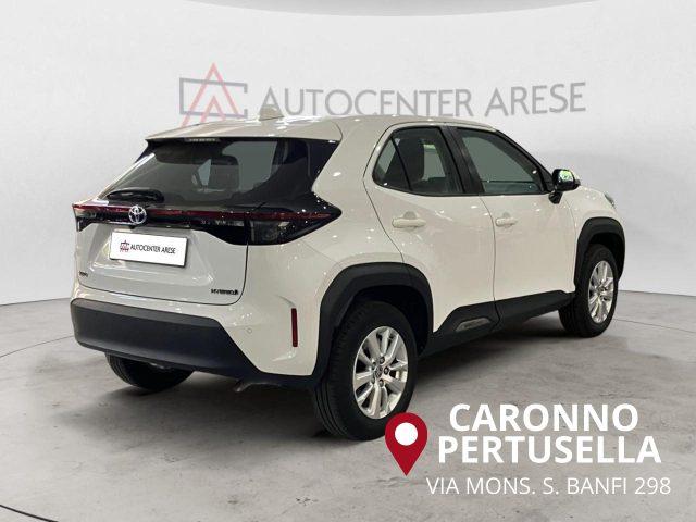 TOYOTA Yaris Cross 1.5 Hybrid 5p. E-CVT AWD-i Business