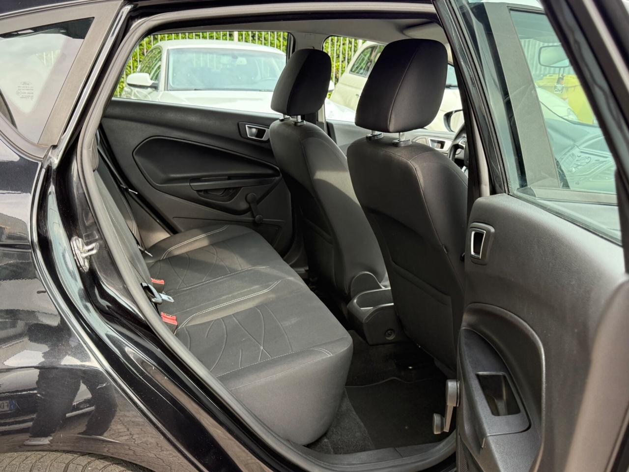 Ford Fiesta 1.4 5 porte Bz.- GPL Black & White Edition