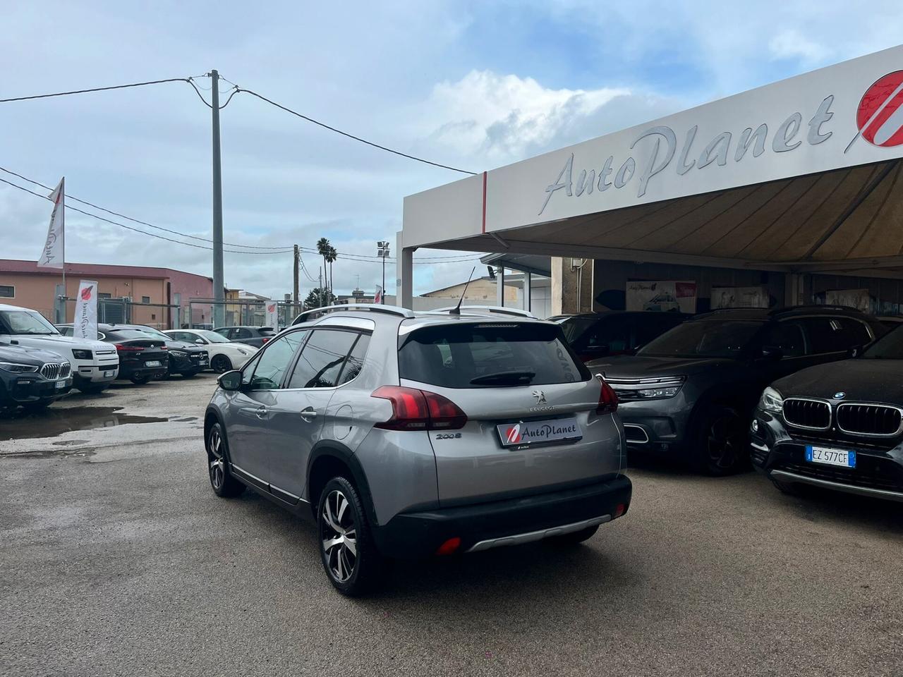 Peugeot 2008 BlueHDi 100 S&S Allure
