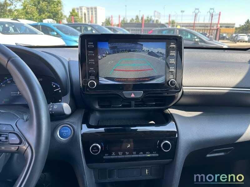 Toyota Yaris Cross 1.5h Business fwd 116 CV e-cvt