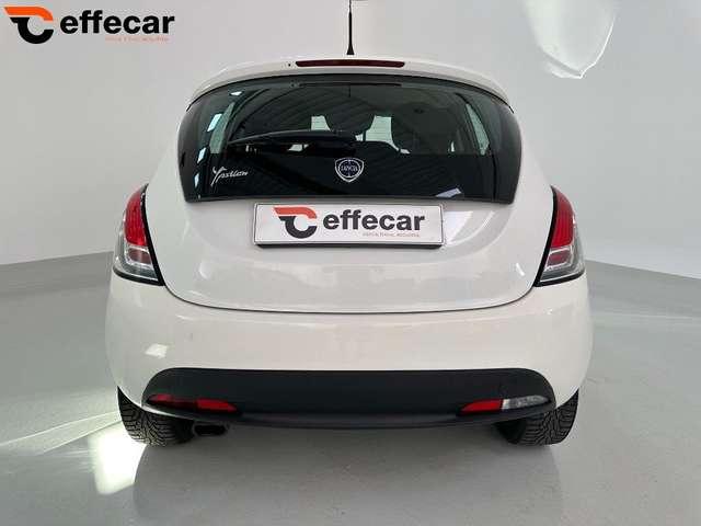 Lancia Ypsilon 1.2 69 CV 5 P NEOPATENTATI