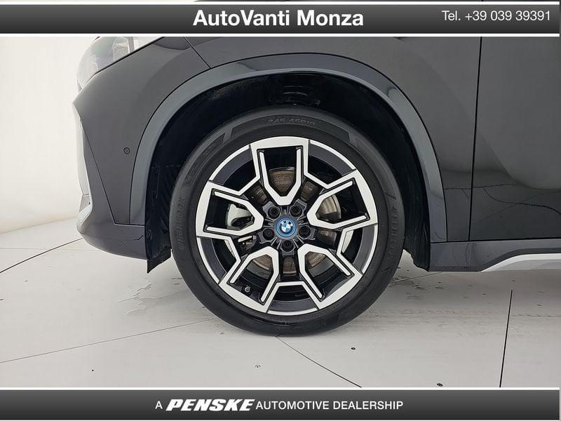 BMW iX1 xDrive 30 xLine
