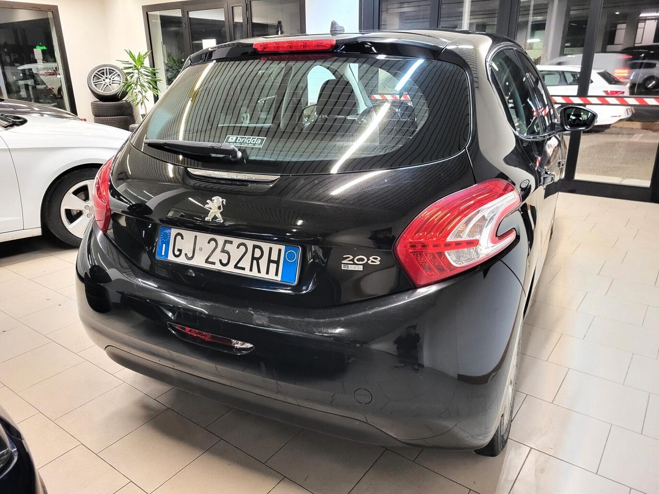 Peugeot 208 1.6 e-HDi 115 CV Stop&Start Allure