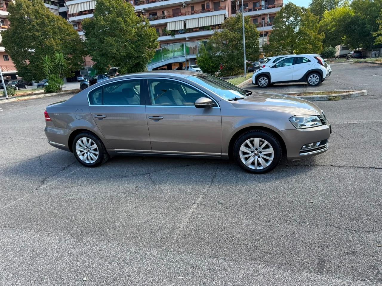 Volkswagen Passat 2.0 TDI Highline BlueM. Tech.