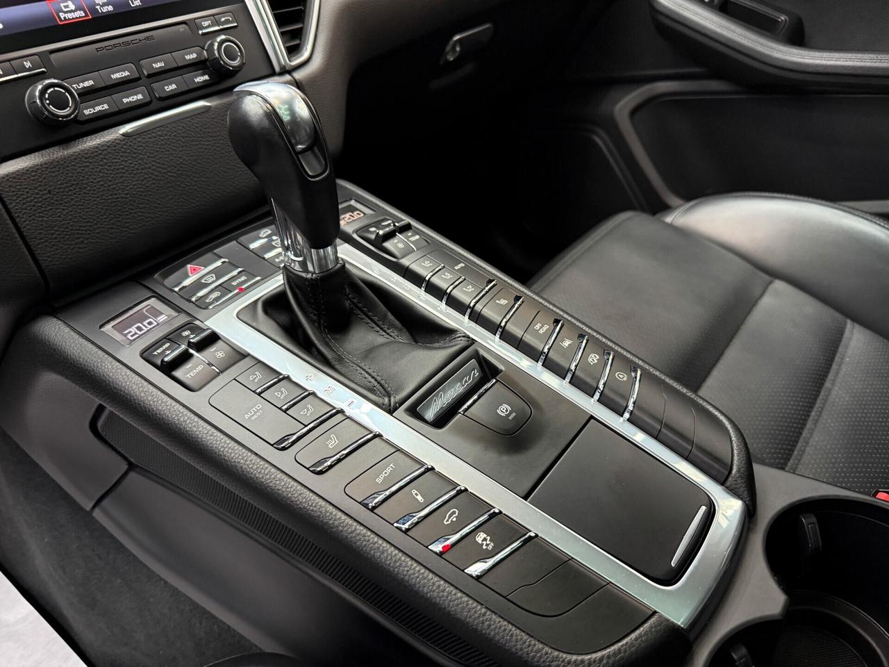 Porsche Macan 2.0 252CV PDK Tetto Panoramico