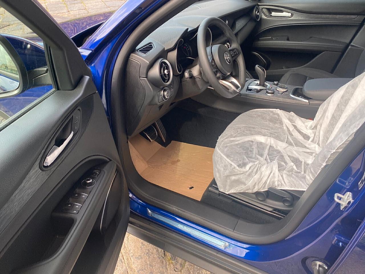 Alfa Romeo Stelvio 2.2 Turbodiesel 160 CV AT8 RWD Sprint