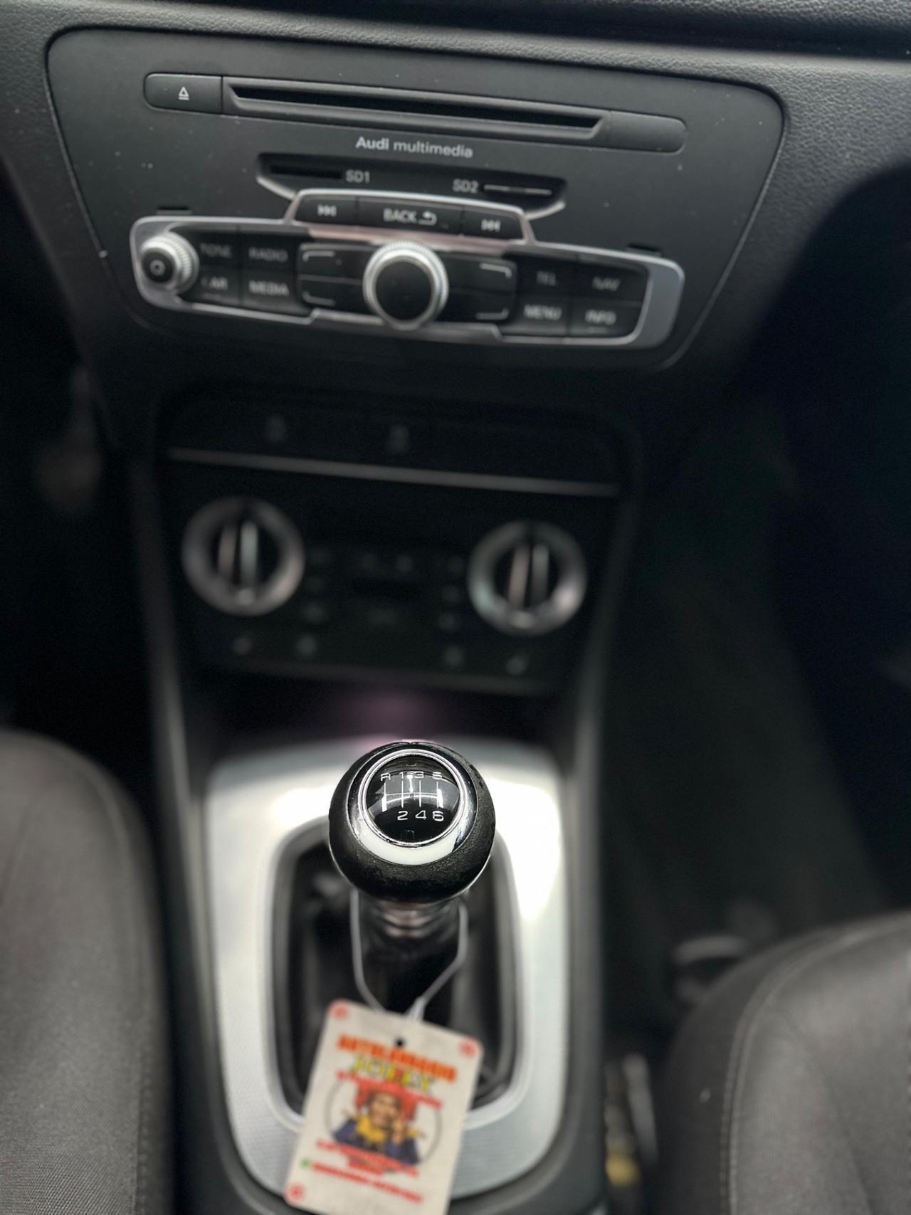 Audi Q3 2.0 TDI 140cv