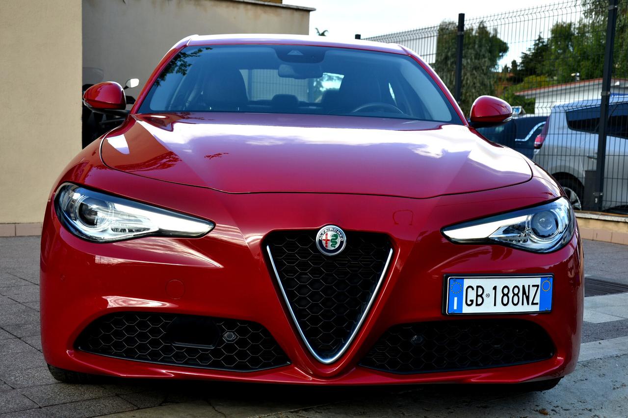 Alfa Romeo Giulia 2.2 T 160CV AT8 EXECUTIVE **KM17800 REALI**UNIPRO