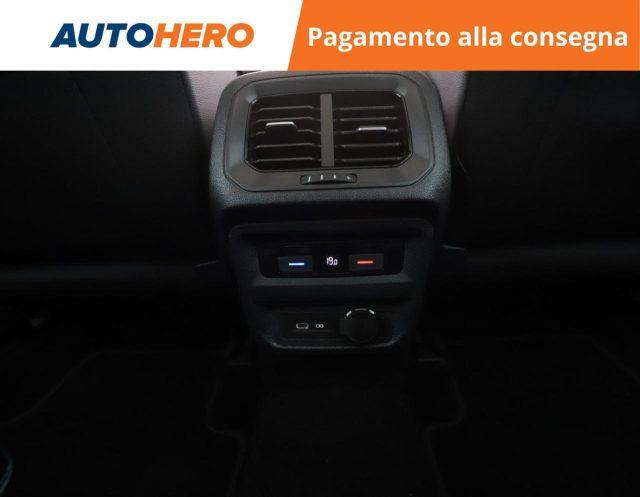 VOLKSWAGEN Tiguan 2.0 TDI 150 CV SCR DSG R-Line