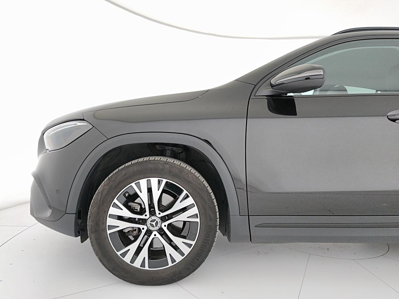 Mercedes GLA 200 d Progressive Advanced