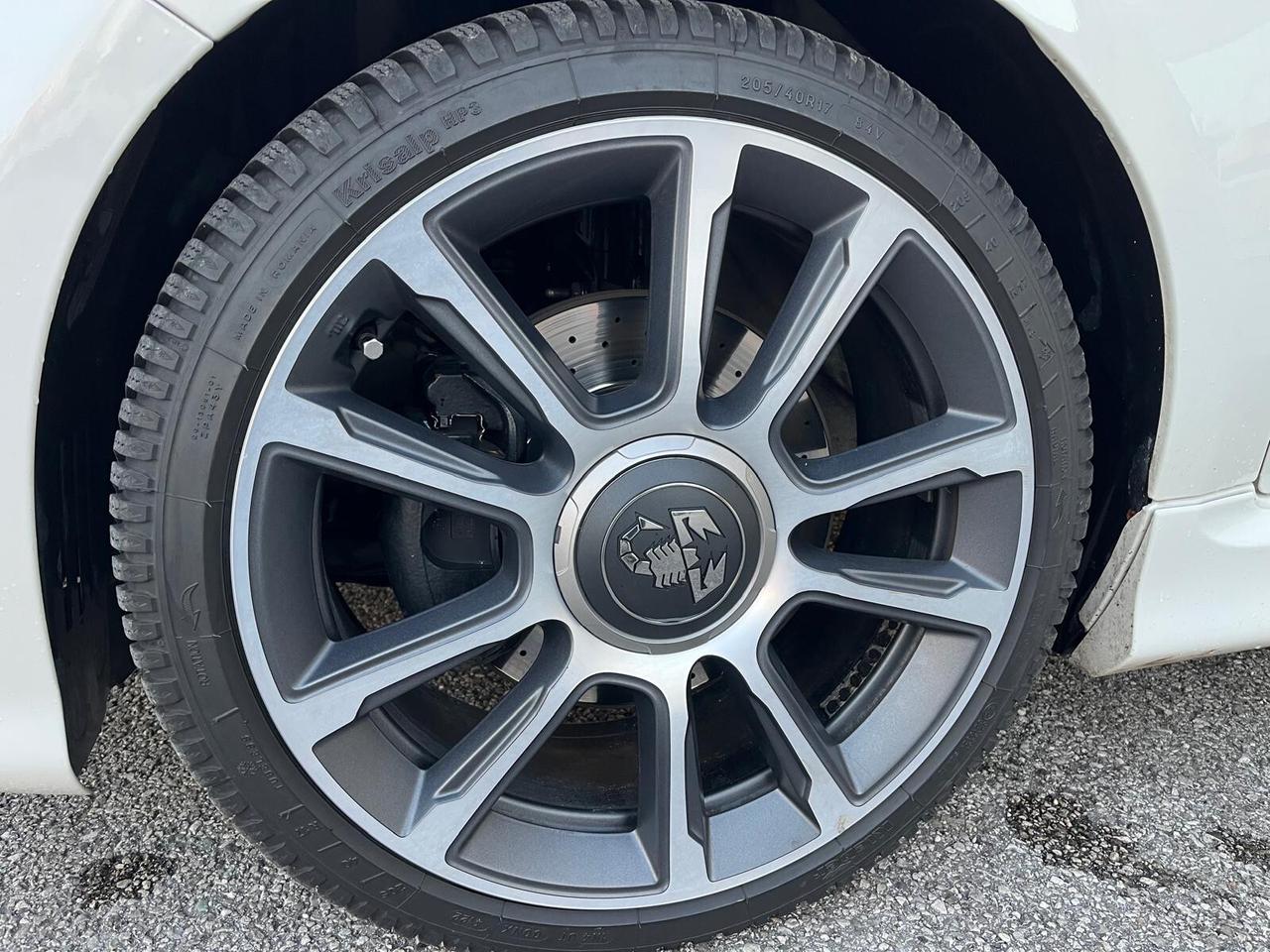 Abarth 595 1.4 Turbo T-Jet 165 CV Turismo