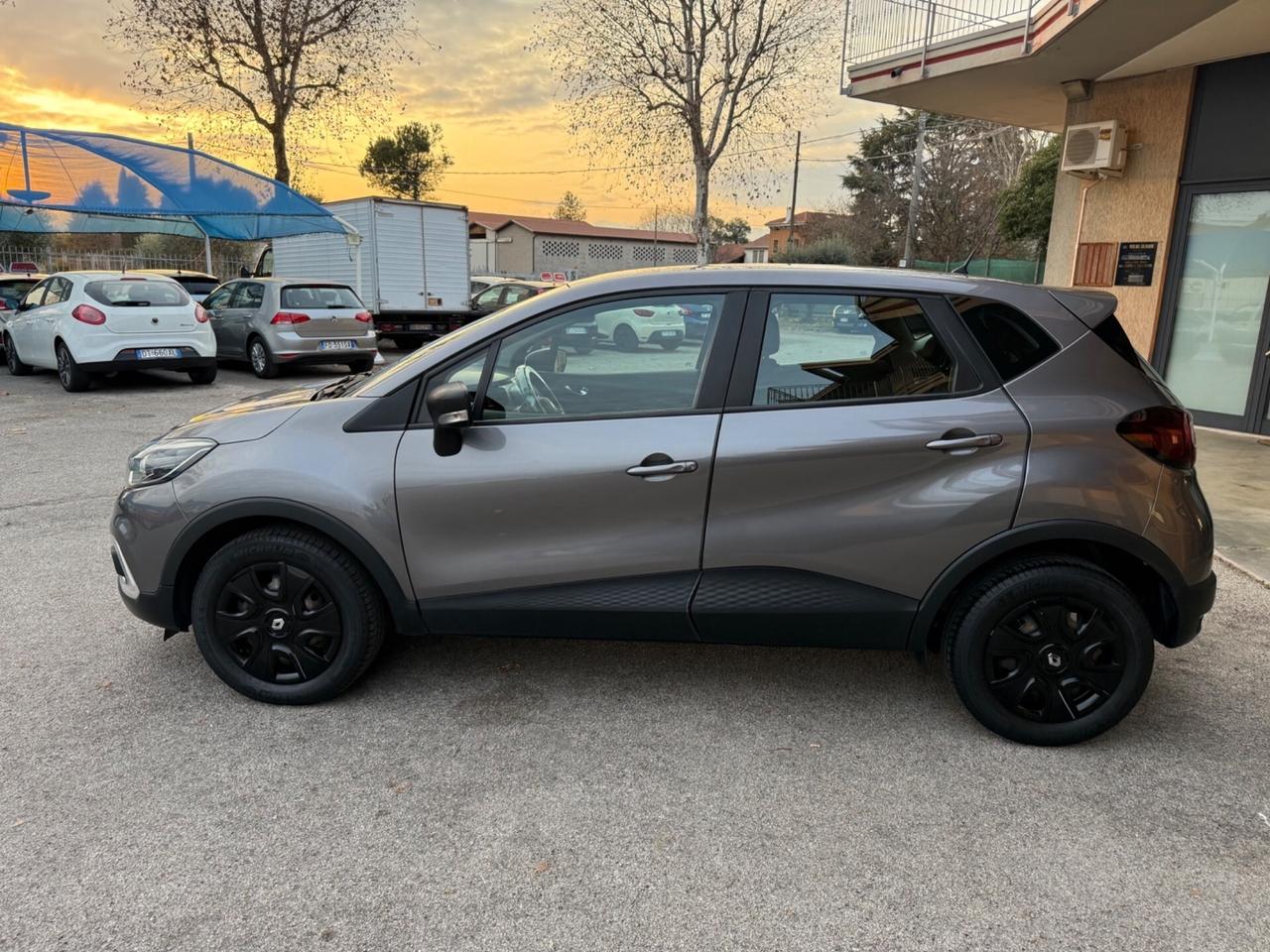 Renault Captur 1.5 Diesel 90 CV - OK Neopatentati