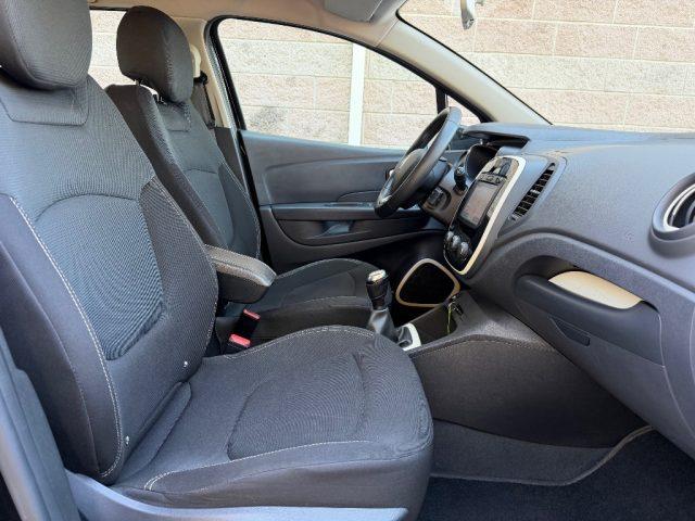 RENAULT Captur 0.9 90CV TCE ENERGY BOSE NAVIGATORE SENSORI PARCH.