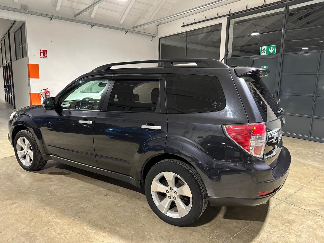 Subaru Forester 2.0d 4WD - RETOCAMERA - SEDILI RISCALDATI - CRUISE