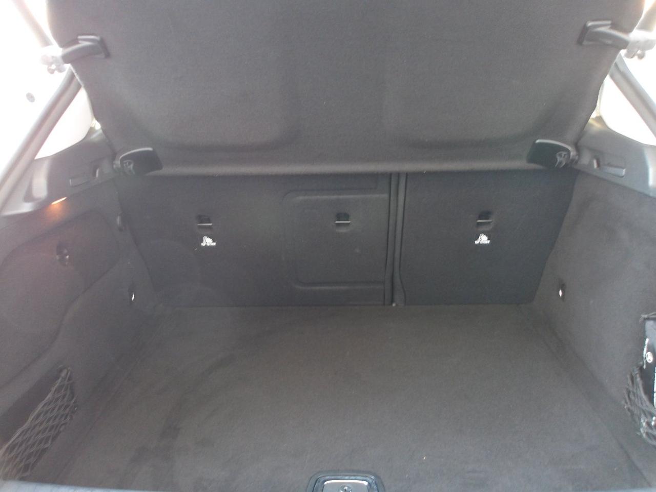 Mercedes GLA 200 d Premium auto