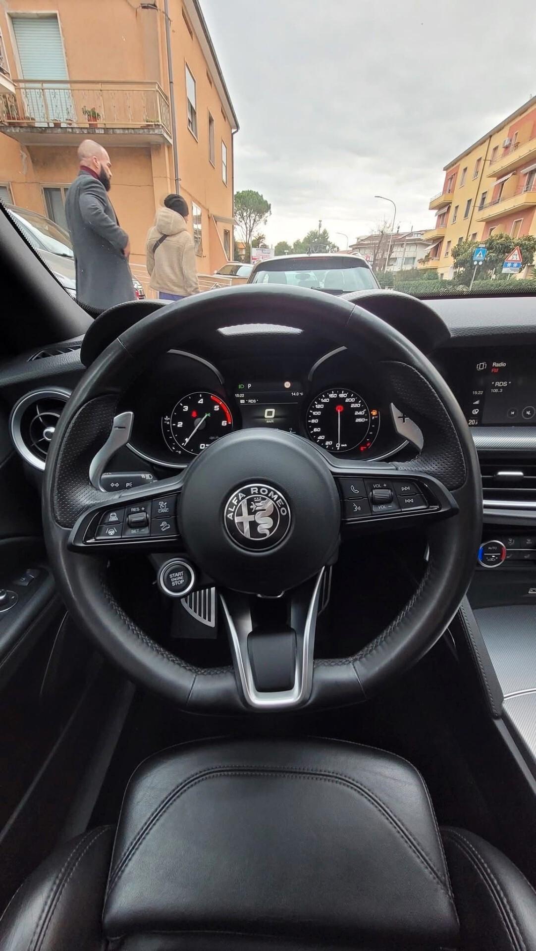 Alfa Romeo Stelvio 2.2 Turbodiesel 210 CV AT8 Q4 Veloce