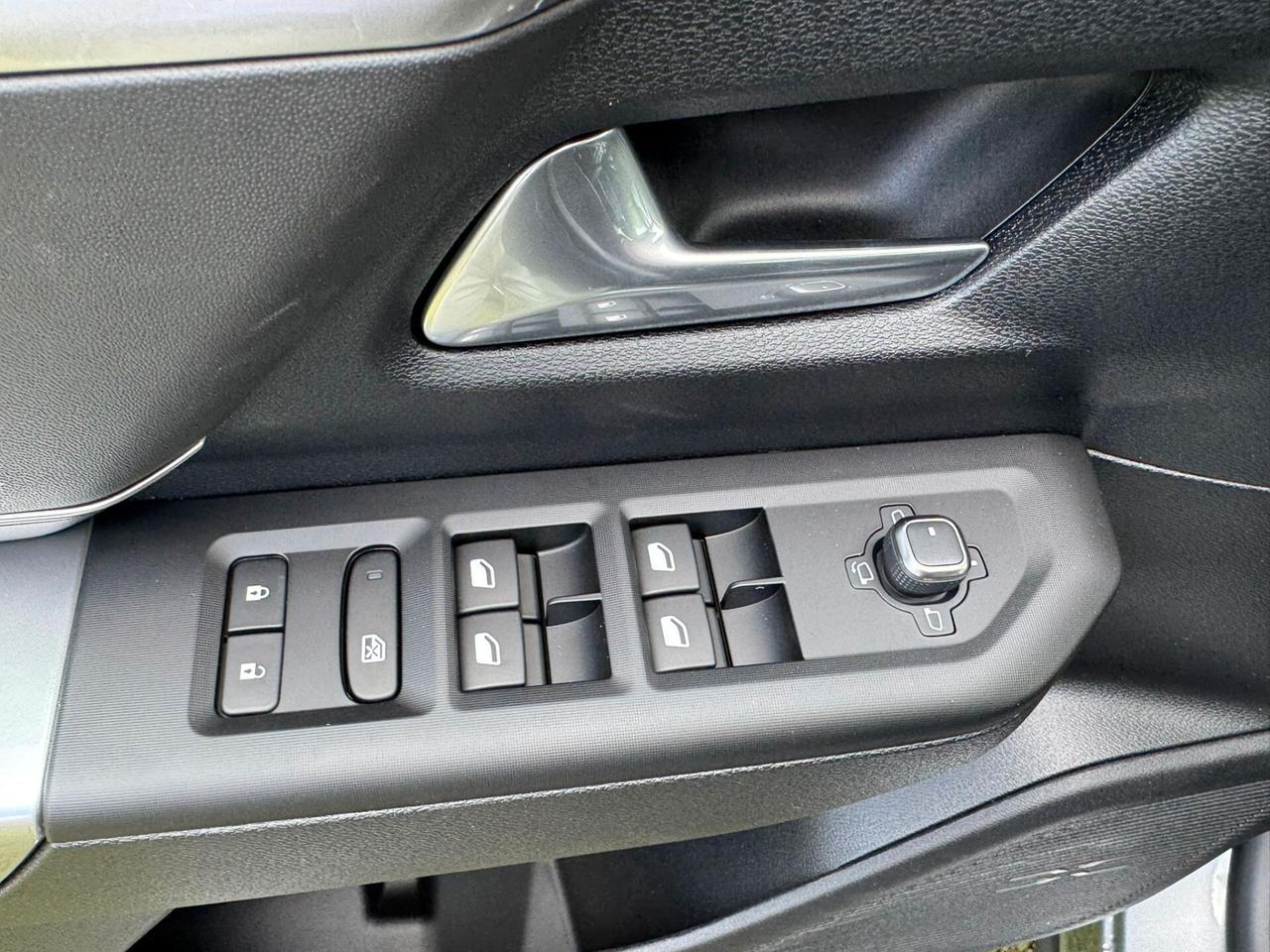 Jeep Compass 1.2 Turbo 48V Hybrid First Edition