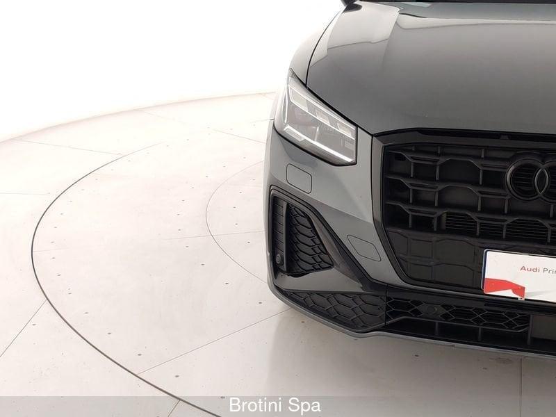 Audi Q2 Q2 30 TDI S tronic Identity Black