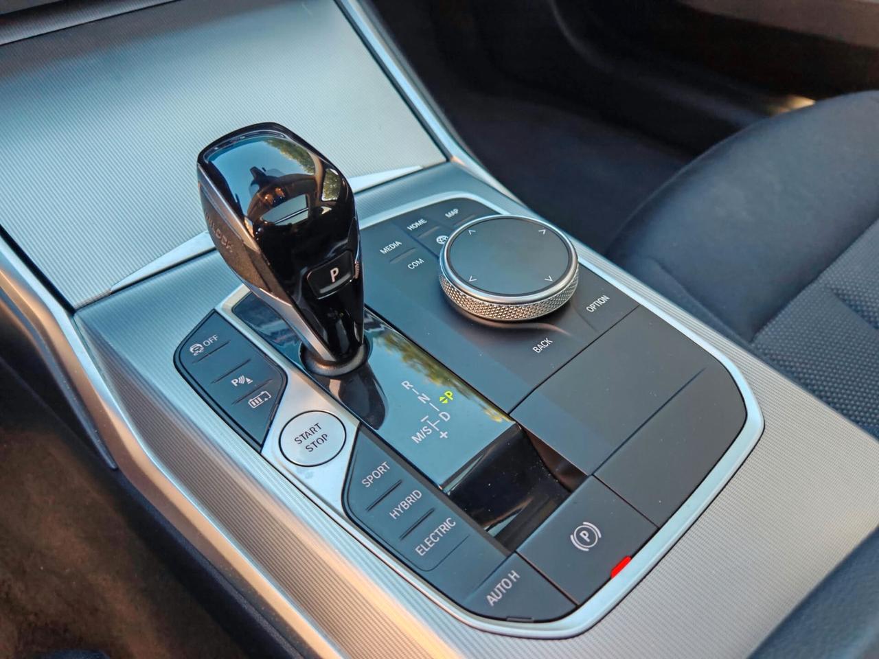 BMW 320E BENZINA ELETTRICA TETTO LASER UNIPROPRIETARIO GARANZIA