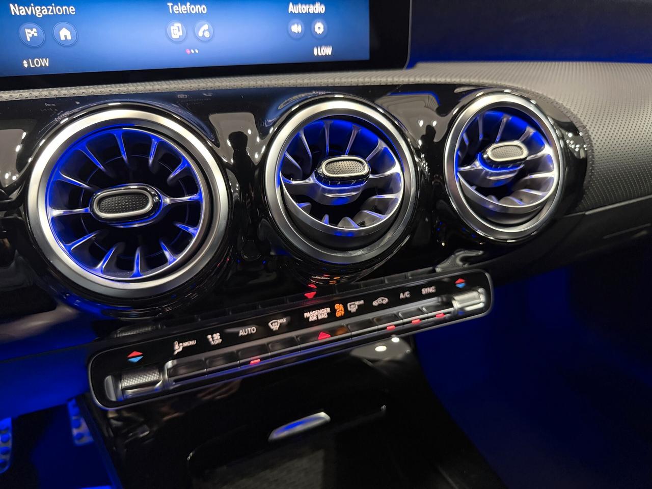 Mercedes-benz A 180 Automatic AMG Line Premium