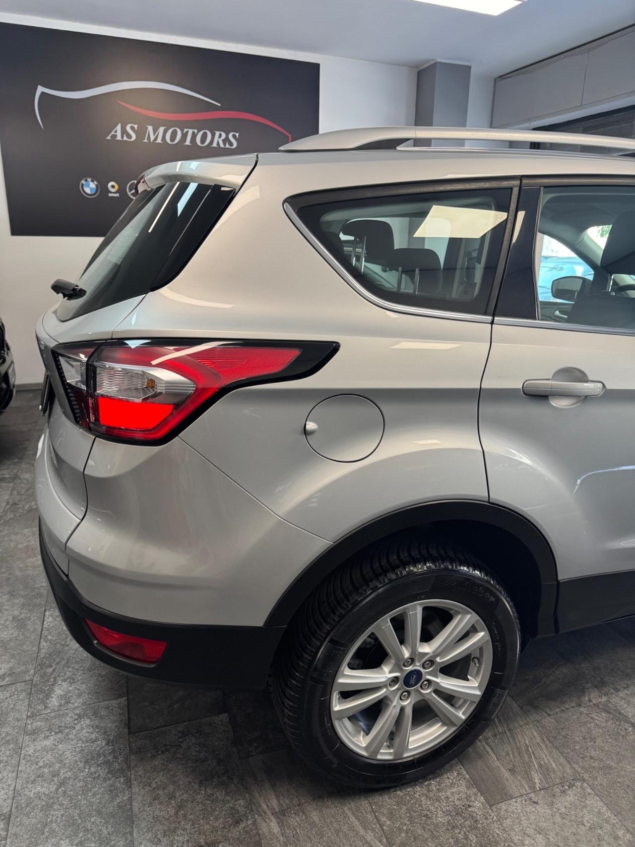 Ford Kuga 1.5 TDCI 120 CV S&S 2WD Titanium