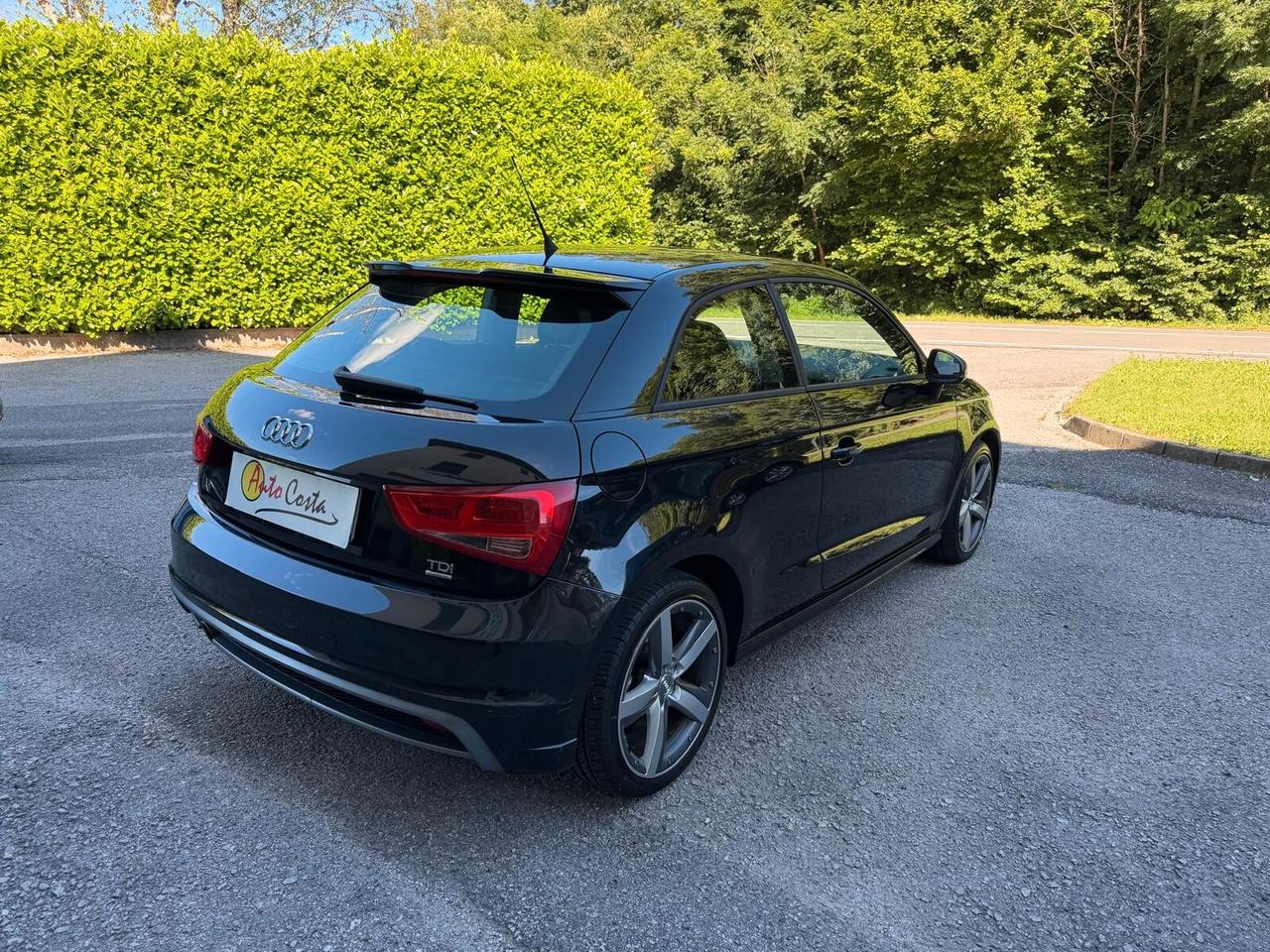 Audi A1 1.6 TDI 105 CV Ambition Neopatentati