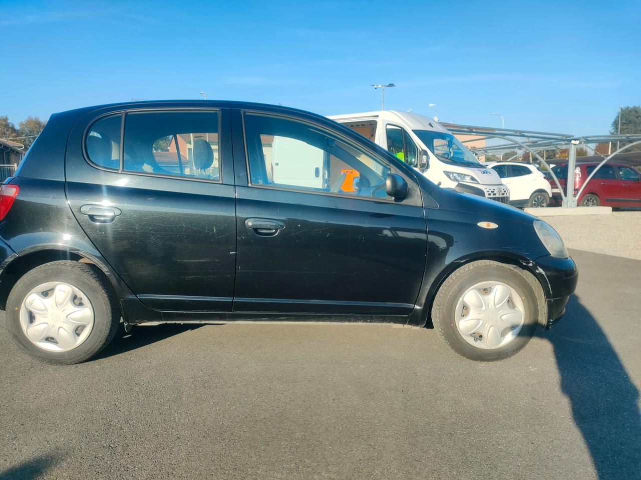 Toyota Yaris 1.0i 16V cat 5 porte