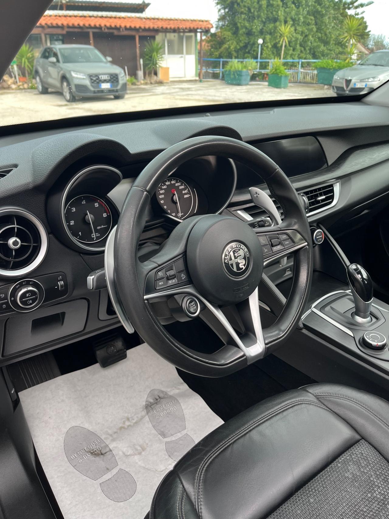 Alfa Romeo Stelvio 2.2 Turbodiesel 210 CV AT8 Q4 Super