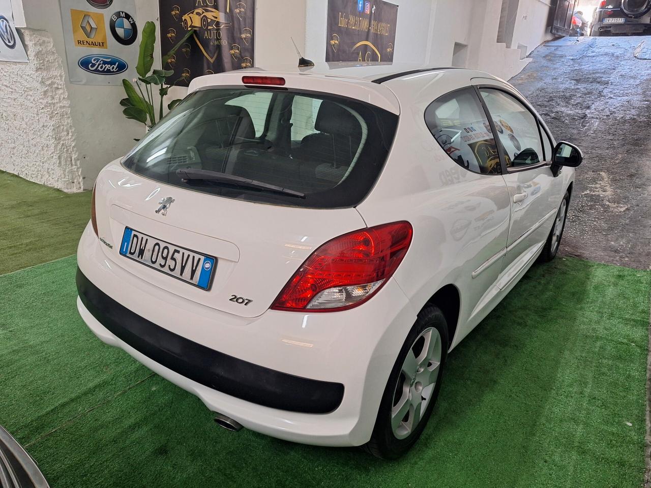 Peugeot 207 1.4 HDi 70CV 3p. X Line