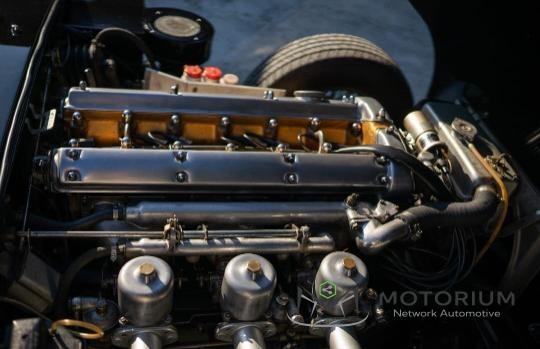 Jaguar E-Type 1 ° Serie 3.8 TARGA ORO 2025