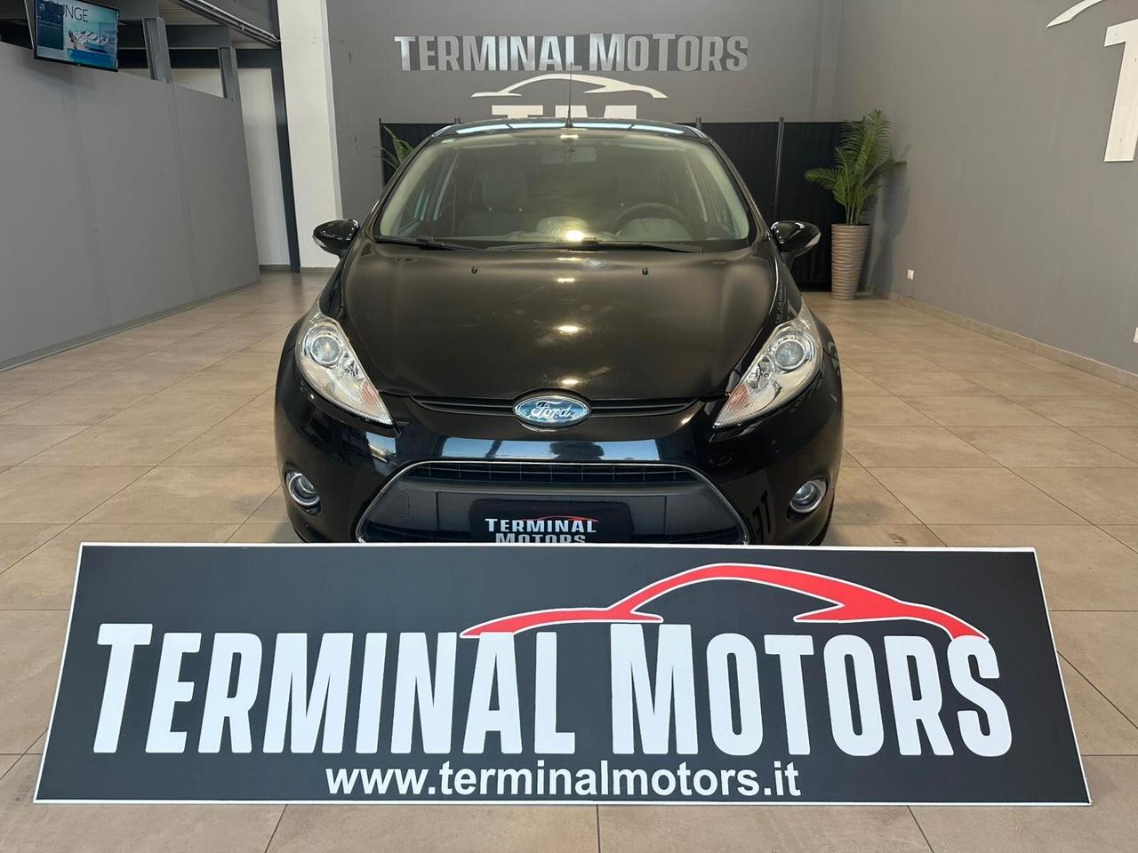 Ford Fiesta 1.4 TDCi 68CV 5 porte Titanium