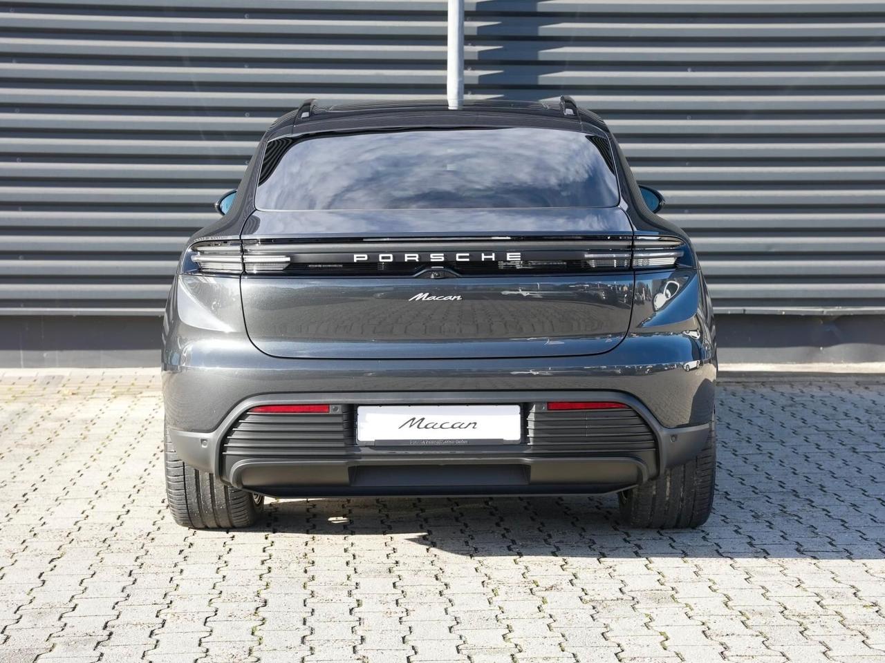 Porsche Macan EV Macan Ev 4