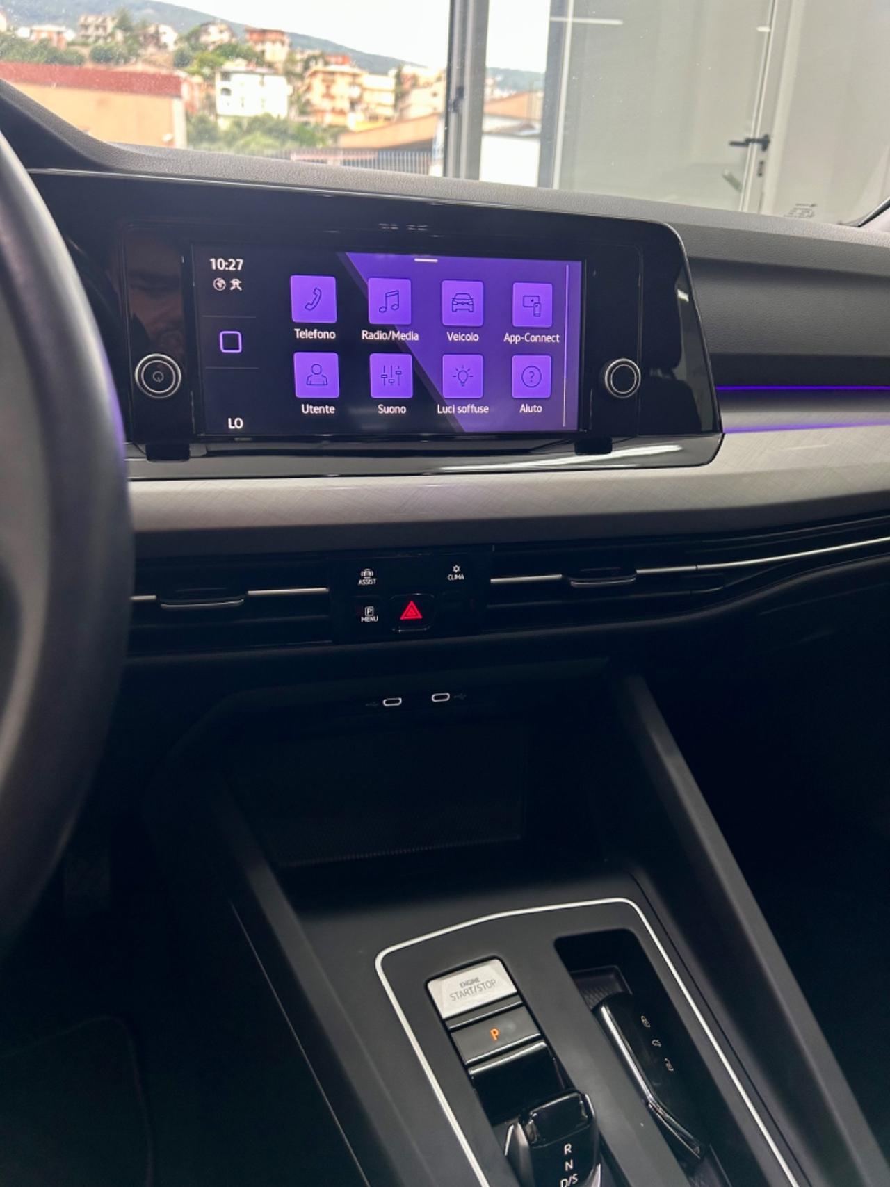 VW GOLF 8 2.0 DSG SCR finanziabile