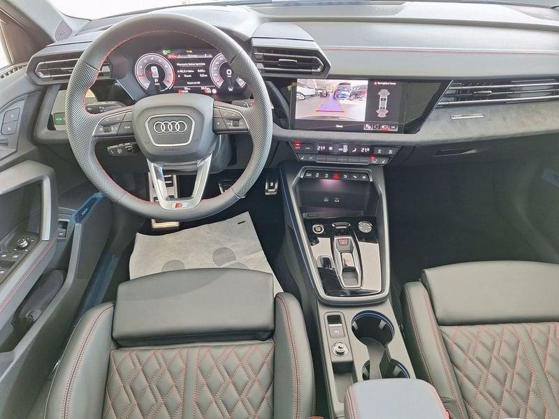 Audi A3 Sedan 35 TFSI S tronic S line edition LOUNCH EDITION