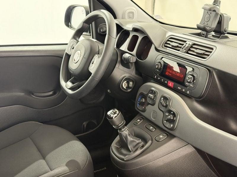 FIAT Panda Hybrid 1.0 S&S Hybrid E6d-T City Cross