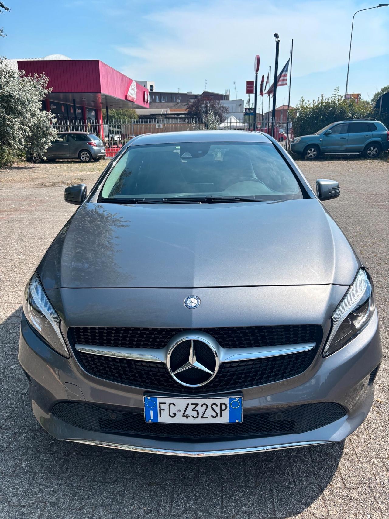 Mercedes-benz A 200 d Automatic Sport
